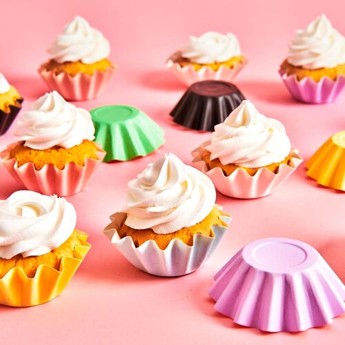 FUNCAKES "BLOOM" CUPCAKE CAPSULES - PASTEL YELLOW